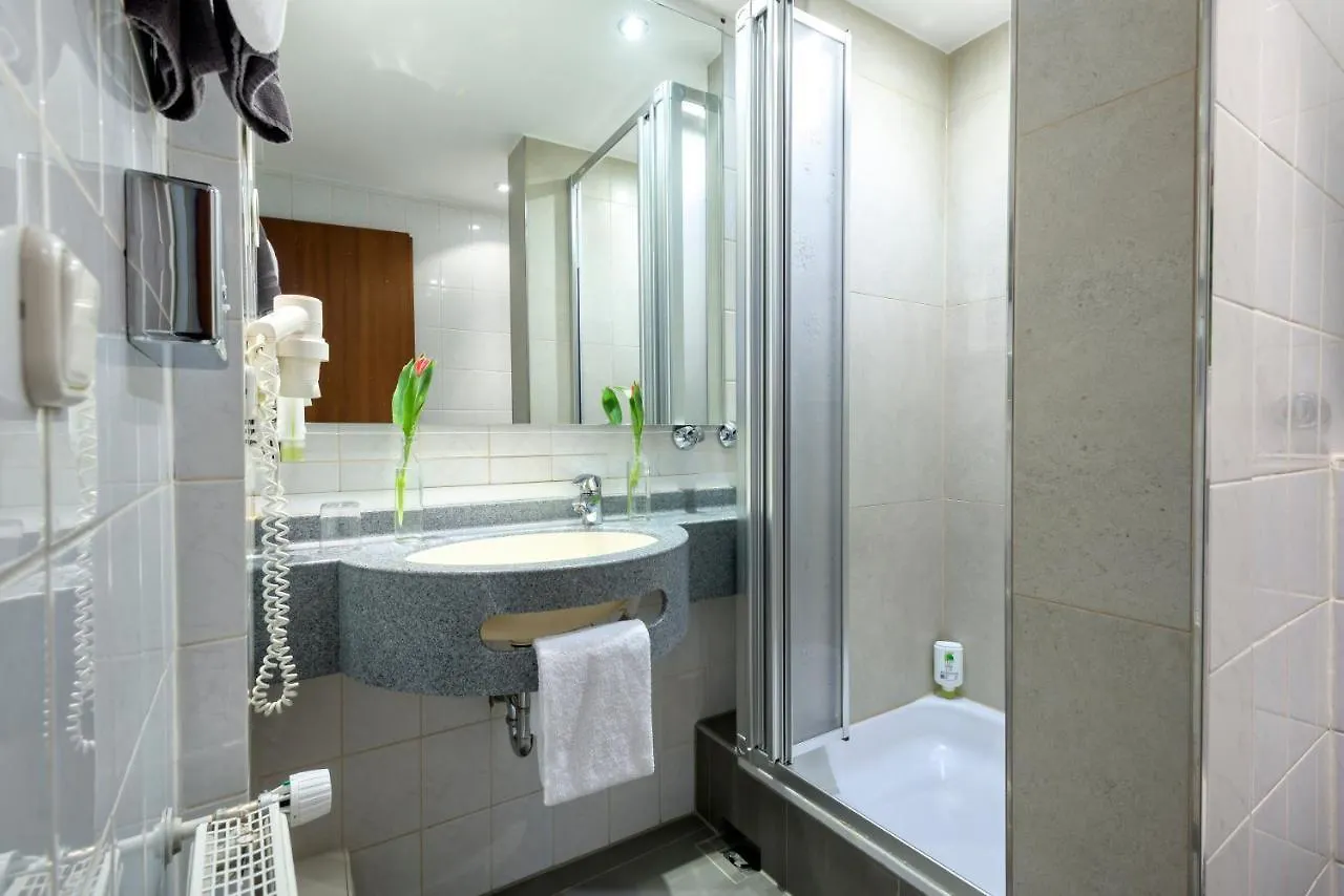 Hotel Heigl Munich 3*,